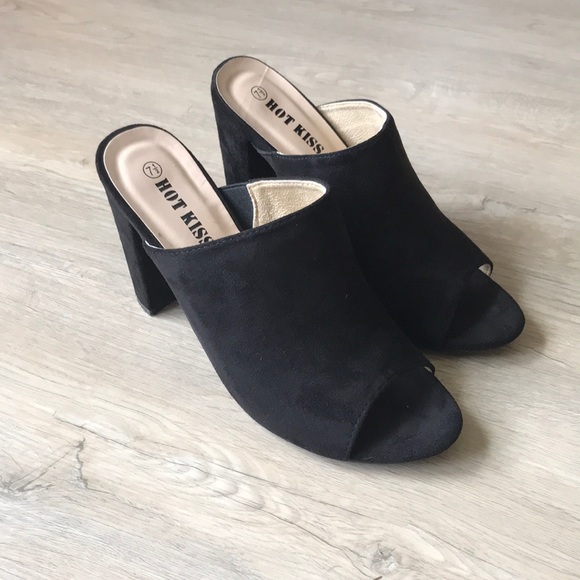 Mules - Picture 3 of 7